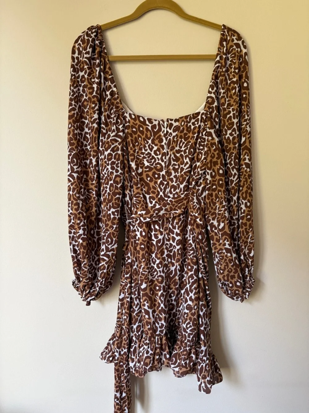 Lilly Pulitzer Brown and White Leopard Print Long Sleeve Wrap Dress - Picture 4 of 4
